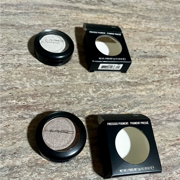 MAC Cosmetics HTF Pressed Pigment Eyeshadow Duo — Blonde Streak & Angelic - Picture 16 of 16